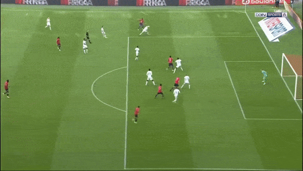 Lille vs Strasbourg 1-0: Timothy Weah kiến tạo, Zeki Celik chớp thời cơ đệm bóng cận thành tỏa sáng