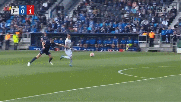 Bochum vs Augsburg 0-2: Andre Hahn tâng bóng mở bàn đẹp mắt, Michael Gregoritsch chốt hạ chiến thắng trên chấm penalty