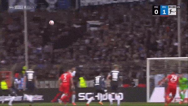 Arminia Bielefeld vs Hertha Berlin 1-1: Plattenhardt kiến tạo, Lucas Tousart mở bàn, Robin Hack đá phạt, Joakim Nilsson đánh đầu chia điểm phút bù giờ