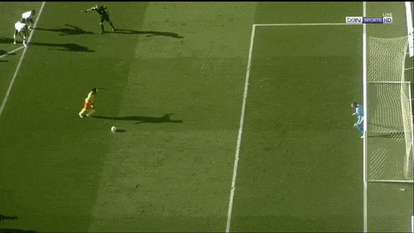 Lens vs Nantes 2-2: Moses Simon lóe sáng cú đúp, David Costa, Arnaud Kalimuendo ngược dòng chia điểm, thủ thành Jean-Louis Leca nhận thẻ đỏ