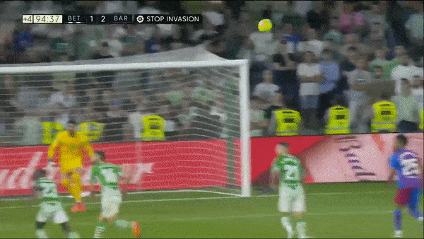 Real Betis vs Barcelona 1-2: Tâm điểm hiệp 2, Ansu Fati mở bàn, Marc Bartra gỡ hòa, Jordi Alba lập siêu phẩm phút bù giờ, Barca thắng nhọc 