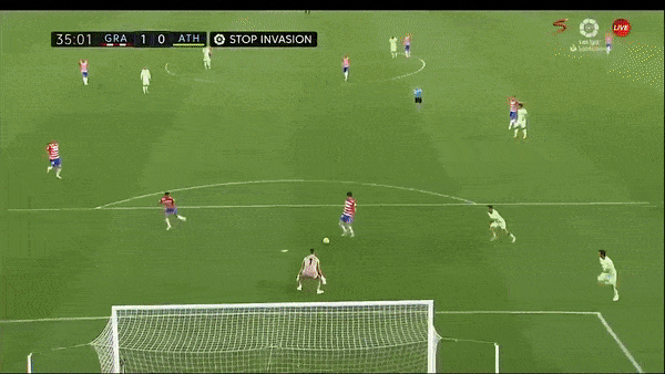 Granada vs Athletic Bilbao 1-0: Chớp thời cơ, Myrto Uzuni, Alex Collado trừng phạt hàng thủ Athletic Bilbao, Mikel Vesga bị thẻ đỏ