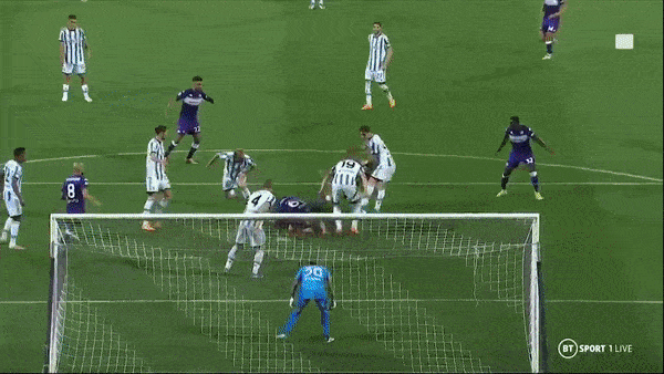 Fiorentina vs Juventus 2-0: Duncan hạ thủ thành Perin mở tỷ số, Gonzalez chốt hạ chiến thắng trên chấm penalty, bất ngờ hạ Juve