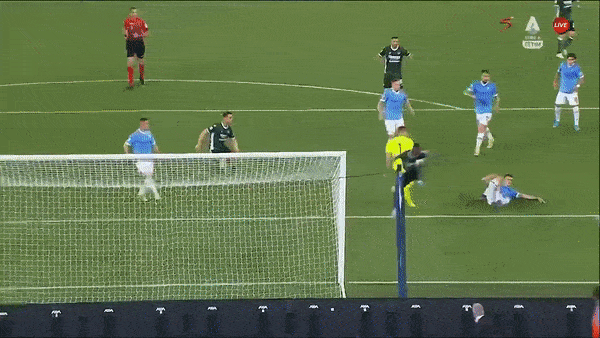 Lazio vs Hellas Verona 3-3: Simeone bất ngờ khai bàn, Lasagna tỏa sáng, lần lượt Cabral, Anderson, Pedro Rodriguez lập công, Martin Hongla ngược dòng chia điểm