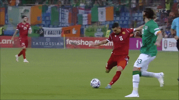 Armenia vs Ireland 1-0: Eduard Spertsyan sút xa tuyệt đẹp mang về chiến thắng đầu tiên cho Armenia ngày ra quân