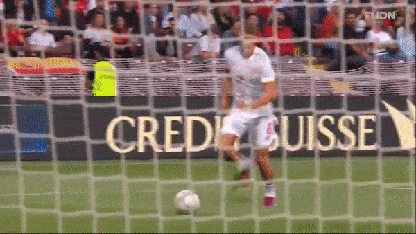 Thụy Sĩ vs Tây Ban Nha 0-1: Marcos Llorente nỗ lực căng ngang, Pablo Sarabia chớp thời cơ làm người hùng, HLV Luis Enrique giành chiến thắng quan trọng