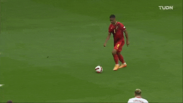 Ba Lan vs Bỉ 0-1: Vắng Lukaku, De Bruyne, Youri Tielemans bấm bóng điệu nghệ, Batshuayi đánh đầu ghi bàn duy nhất, sao Lewandowski tịt ngòi