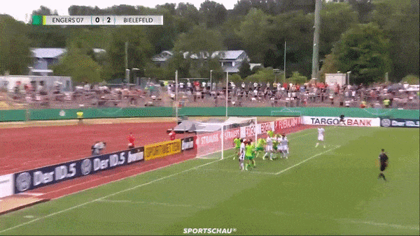 Engers vs Arminia Bielefeld 1-7: Janni Luca, Fabian Klos tỏa sáng cú đúp, Okugawa Masaya, Bryan Lasme, Robin Hack lần lượt trút mưa 7 bàn thắng