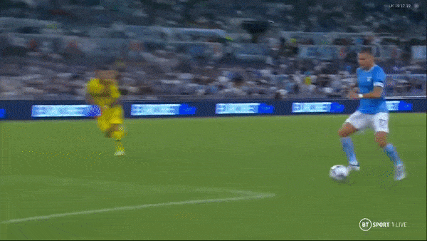 Lazio vs Bologna 2-1: Maximiano, Soumaoro nhận thẻ đỏ, Arnautovic ghi bàn, De Silvestri phản lưới nhà, Immobile chốt hạ chiến thắng