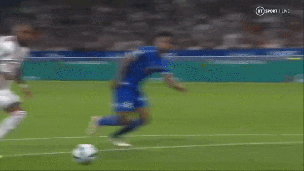 Lyon vs Troyes 4-1: Lacazette chớp thời cơ mở bàn, Tagliafico tỏa sáng, Tete xuất thần cú đúp bàn thắng, Tardieu gỡ bàn từ chấm penalty