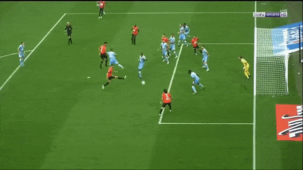 Rennes vs Ajaccio 2-1: Martin Terrier mở tỷ số, El Idrissy gỡ hòa, Arthur Theate chốt hạ chiến thắng, Romain Salin, Ugochukwu nhận thẻ đỏ