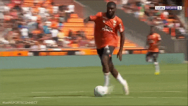 Lorient vs Clermont 2-1: Terem Moffi lóe sáng cú đúp, Cham Saracevic ngược dòng bất thành, Neto Borges nhận thẻ đỏ