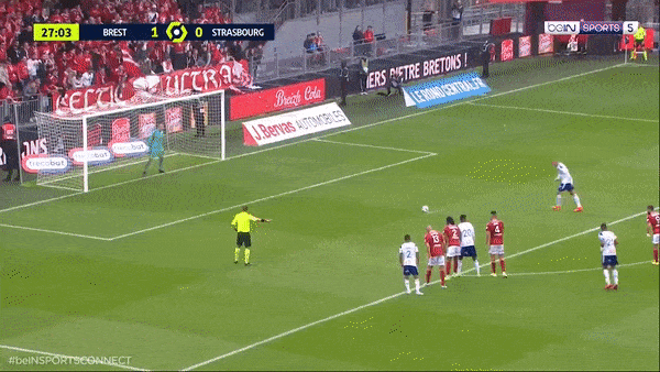 Brest vs Strasbourg 1-1: Pierre Lees-Melou chớp thời cơ mở bàn, Ludovic Ajorque gỡ hòa trên chấm penalty, Sanjin Prcic nhận thẻ đỏ