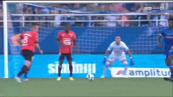 Troyes vs Rennes 1-1: Ike Ugbo khai bàn, Baptiste Santamaria tỉa bóng tinh tế, níu chân chiến thắng chủ nhà, Yoann Salmier bị thẻ đỏ