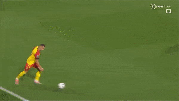 Lens vs Troyes 1-0: Frankowski đá phạt, Kevin Danso đánh đầu ghi bàn duy nhất giành 3 điểm