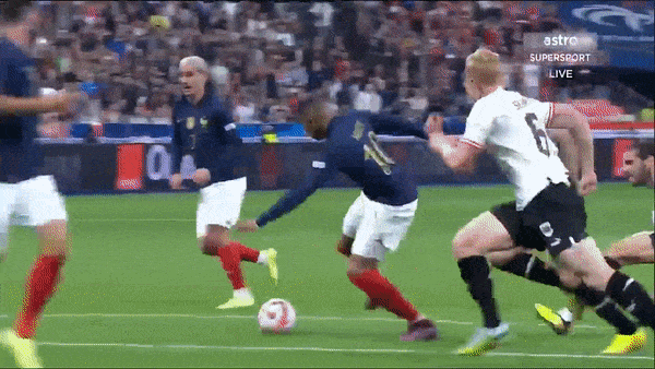 Pháp vs Áo 2-0: Mbappe đột phá, sút hiểm hóc mở bàn, Griezmann tạt cánh trái, Giroud đánh đầu chốt hạ chiến thắng dễ dàng