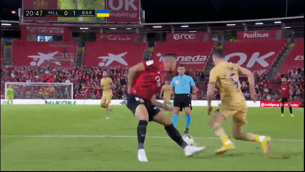 Mallorca vs Barcelona 0-1: Ansu Fati kiến tạo, ngôi sao Lewandowski đột phá hạ thủ thành Predrag Rajkovic, giúp Barca tạm giành ngôi đầu La Liga