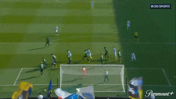 Sassuolo vs Inter Milan 1-2: Edin Dzeko mở bàn, Davide Frattesi gỡ hòa nhưng Edin Dzeko lần nữa tỏa sáng chốt hạ chiến thắng