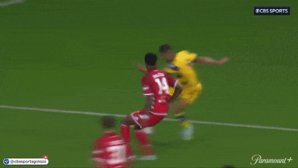 Parma vs Bari 1-0: Adrian Benedyczak đánh đầu góc hiểm ghi bàn duy nhất giành gọn chiến thắng