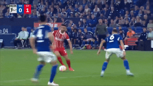 Schalke vs Freiburg 0-2: Vincenzo Grifo xuất thần ghi cú đúp bàn thắng, Freiburg giành gọn 3 điểm