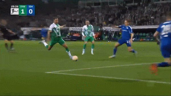 Werder Bremen vs Schalke 2-1: Fullkrug đệm bóng cận thành, Ducksch nhân đôi tỷ số, Drexler ngược dòng bất thành