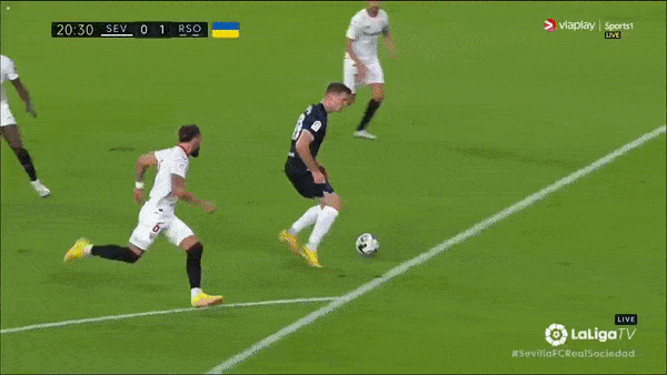 Sevilla vs Sociedad 1-2: Rakitic, Kouassi nhận thẻ đỏ, Sorloth, Mendez áp đảo đối thủ, Rafa Mir ngược dòng bất thành