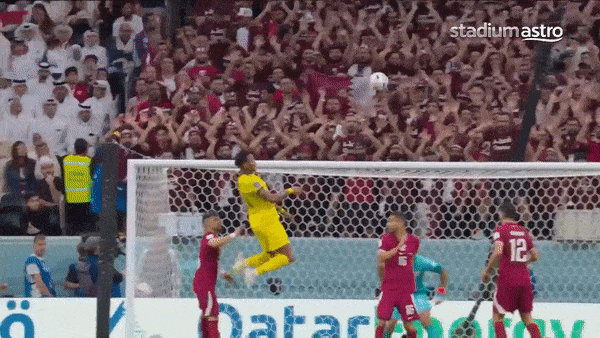 Qatar vs Ecuador 0-2: VAR không ngăn nổi Enner Valencia tỏa sáng cú đúp, chủ nhà Qatar ngậm đắng ngày xuất quân World Cup 2022