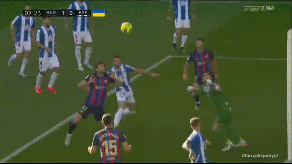 Barcelona vs Espanyol 1-1: Christensen kiến tạo, Alonso mở bàn, Joselu gỡ hòa trên chấm penalty, Jordi Alba nhận thẻ đỏ, Barca phải chia điểm