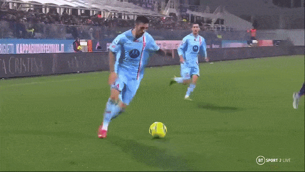 Fiorentina vs Monza 1-1: Arthur Cabral nã "pháo" mở bàn, Carlos Augusto sút nối gỡ hòa đẹp mắt