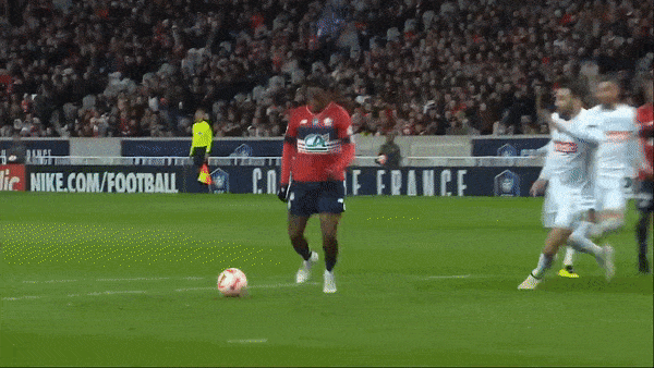  Lille vs Troyes 2-0: Jonathan David tỉa góc xa đẹp mắt, Mohamed Bayo ấn định chiến thắng nhẹ nhàng 