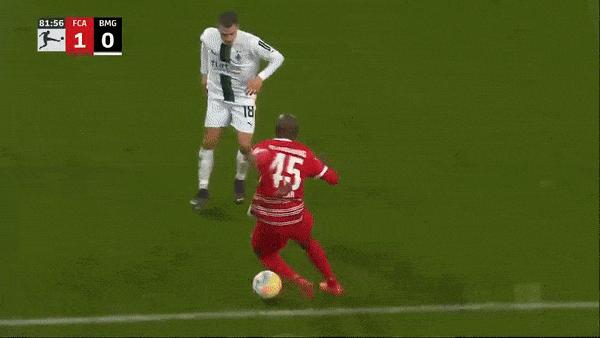 Augsburg vs M'gladbach 1-0: VAR từ chối bàn thắng Dion Drena Beljo, Kelvin Yeboah kiến tạo, Mergim Berisha đá nối siêu đẹp