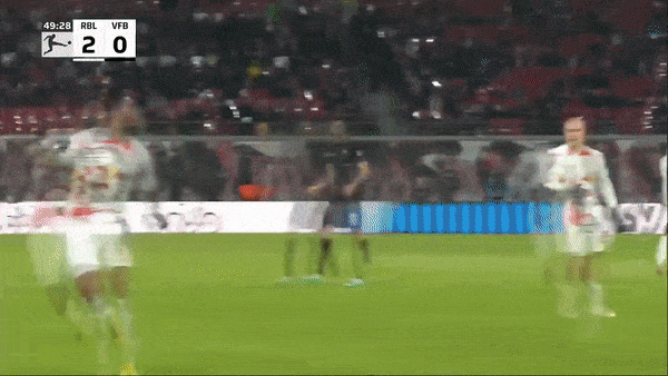 Leipzig vs Stuttgart 2-1: Dominik Szoboszlai xuất thần cú đúp, Chris Fuhrich lập công trên chấm penalty