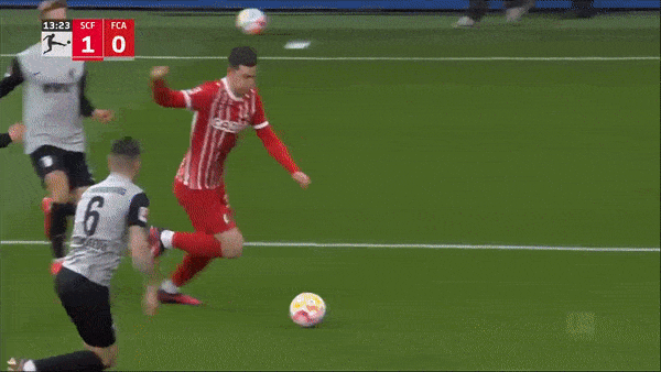 Freiburg vs Augsburg 3-1: Michael Gregoritsch mở bàn, Mergim Berisha gỡ hòa trên chấm penalty, Lucas Holer, Philipp Lienhart chốt hạ chiến thắng