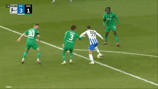 Hertha Berlin vs M'gladbach 4-1: Nico Elvedi mở bàn nhưng Ngankam, Marton Dardai, Scherhant, Lukebakio lần lượt vùi dập đối thủ