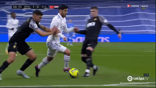 Real Madrid vs Elche 4-0: Dàn sao Real tỏa sáng, Asensio sớm mở bàn, Benzema ghi cú đúp trên chấm penalty, Modric bam đuổi ngôi đầu La Liga của Barca