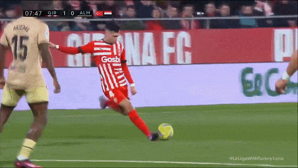 Girona vs Almeria 6-2: Lần lượt Castellanos, Tsyhankov, Riquelme, Hernandez, Martin, Christian Stuani gieo sầu đối thủ, Ramazani, Bilal Toure ghi bàn danh dự