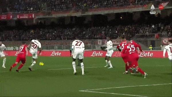 Monza vs AC Milan 0-1: Junior Messias sút căng giúp Milan giành chiến thắng suýt sao, vào tốp 3 Serie A