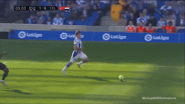 Sociedad vs Celta Vigo 1-1: Mikel Oyarzabal dốc bóng sút căng mở tỷ số, Le Normand bất ngờ phản lưới nhà, Renato Tapia nhận thẻ đỏ