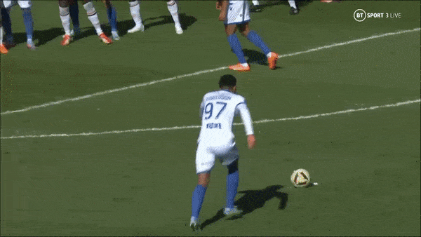 Lorient vs Auxerre 0-1: Rayan Raveloson hạ thủ thành Mannone, ghi bàn duy nhất giành gọn 3 điểm 