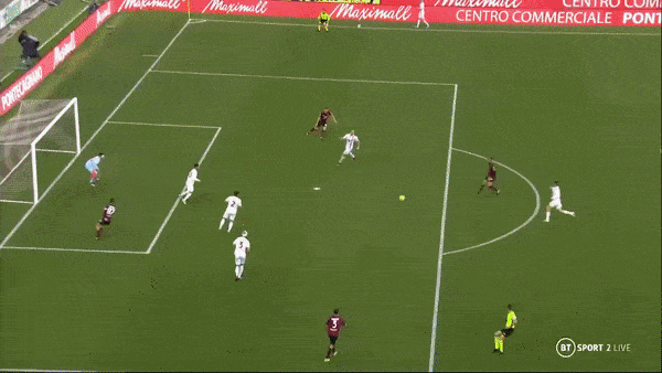 Salernitana vs Monza 3-0: Lassana Coulibaly, Grigoris Kastanos, Antonio Candreva lần lượt bắn phá, Giulio Donati nhận thẻ đỏ