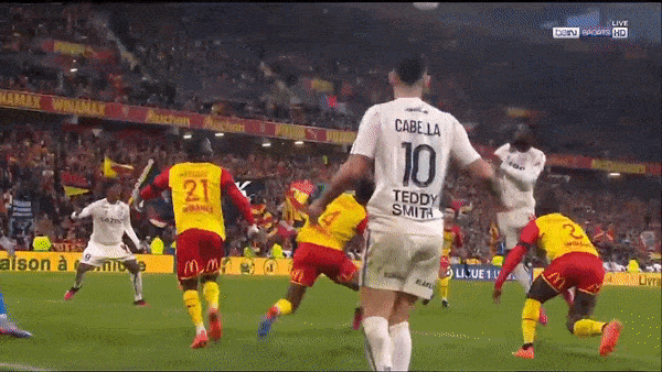 Lens vs Lille 1-1: Jose Fonte bất ngờ phản lưới nhà, Jonathan David đệm bóng cận thành cứu thua