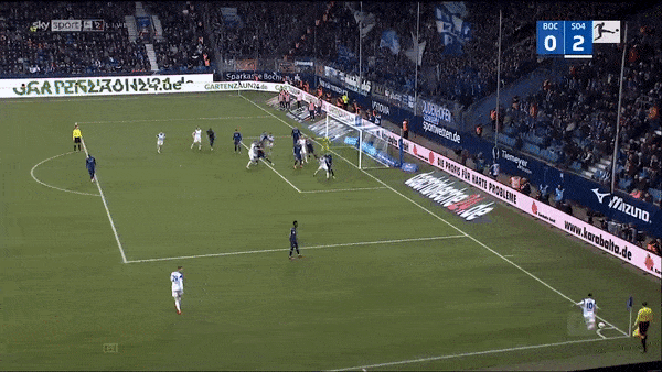 Bochum vs Schalke 0-2: Manuel Riemann bất ngờ phản lưới nhà, Marius Bulter sút xa ấn định chiến thắng đẹp mắt