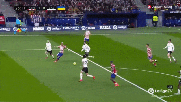 Atletico Madrid vs Valencia 3-0: Griezmann mở bàn, Carrasco, Lemar tỏa sáng, Hugo Duro bị VAR từ chối bàn thắng