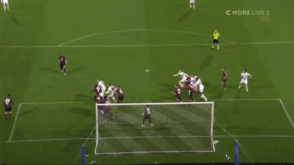 Salernitana vs Bologna 2-2: Lorenzo Pirola mở bàn, Lewis Ferguson gỡ hòa, Boulaye Dia lập công, Lykogiannis đánh đầu chia điểm