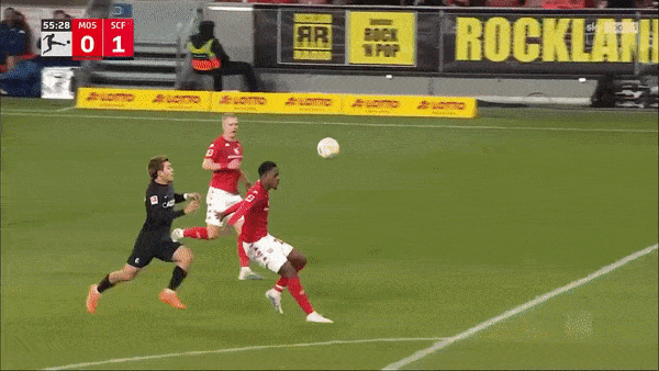 Mainz 05 vs Freiburg 1-1: Doan Ritsu chớp thời cơ mở bàn, Karim Onisiwo kịp gỡ hòa phút bù giờ cuối cùng