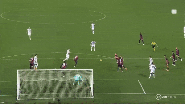 Bologna vs Juventus 1-1: Orsolini bất ngờ mở bàn từ chấm penalty, Milik chớp thời cơ cứu thua Juve