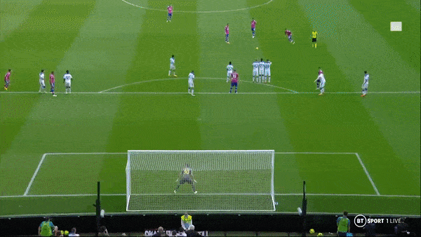 Juventus vs Lecce 2-1: Paredes mở bàn, Ceesay gỡ hòa từ chấm penalty, Vlahovic giúp Juve bám đuổi ngôi nhì Serie A của Lazio