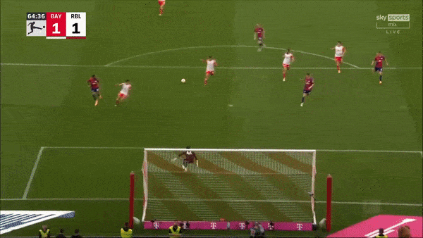 Bayern Munich vs Leipzig 1-3: Gnabry mở bàn nhưng Laimer gỡ hòa, Nkunku, Szoboszlai tỏa sáng trên chấm penalty, HLV Thomas Tuchel thảm bại