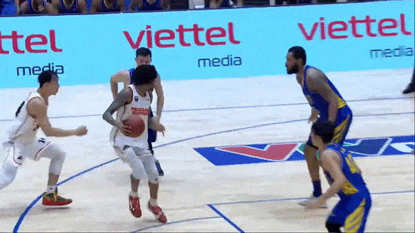 VBA 5x5, Ho Chi Minh City Wings vs Thang Long Warriors 77-80: Sameen Swint xứng đáng Player of the Game, Vincent Nguyễn, Jeremy Smith nỗ lực bất thành 