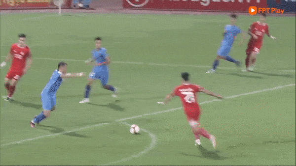 Viettel vs Becamex Bình Dương 2-1: Đức Chiến xuất thần cú đúp bàn thắng, Quang Hùng chớp thời cơ lập công